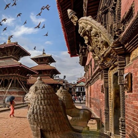 9-Day Nepal Highlights Tour with Pokhara, Chitwan and Nagarkot