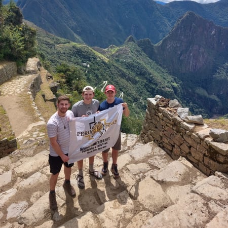 2-Day Inca Trail Trek to Machu Picchu via Sun Gate from Cusco