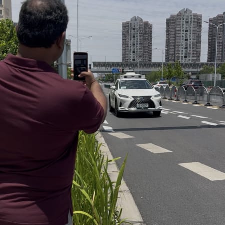 1-Day Suzhou Tech Tour with EV Cars Driverless Taxi and Robots