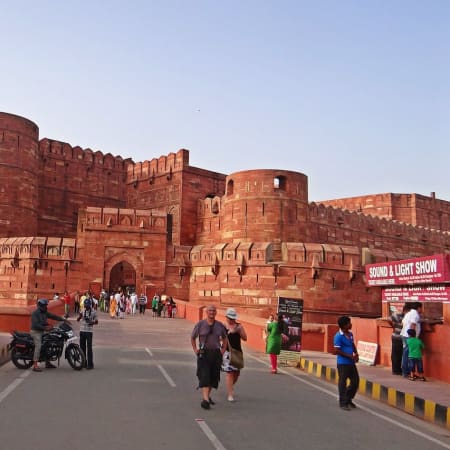 6-Day Wildlife and Heritage Tour with Kuno, Agra and Varanasi