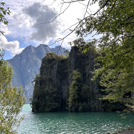 5-Hour Lake Iseo Tour with Italian Bali and Charming Lakeside Towns