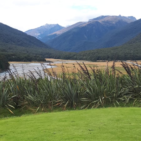 2-Day Picton to Christchurch Tour with Kaikoura and Seal Colony
