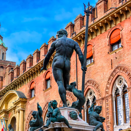 2-Hour Private Bologna Walking Tour with Quadrilatero Food District