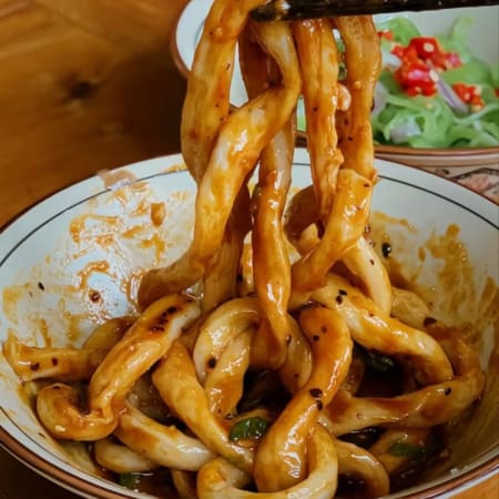 2-Hour Chengdu Walking Food Tour in Yulin with Local Lifestyle