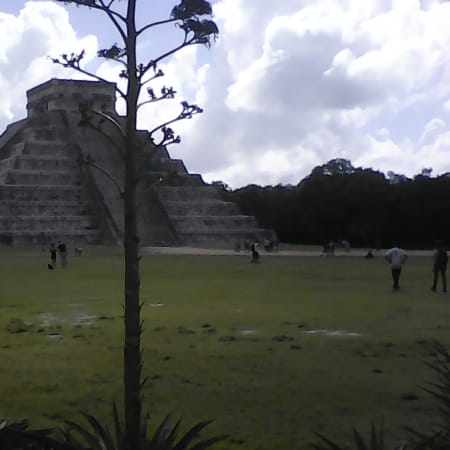 11-Hour Chichén Itzá and Ek Balam Tour with Cenote Hubikú Swim