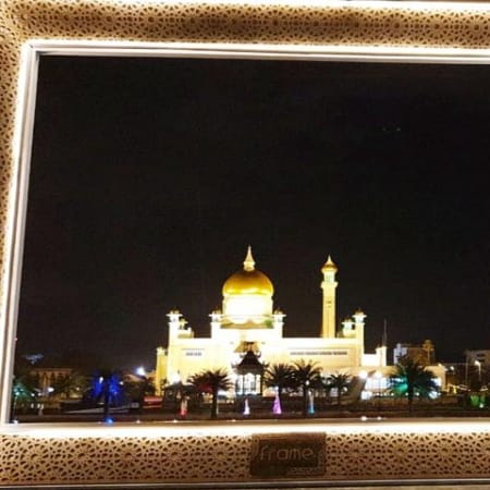4-Hour Bandar Seri Begawan Night Tour with Dinner and Mosques