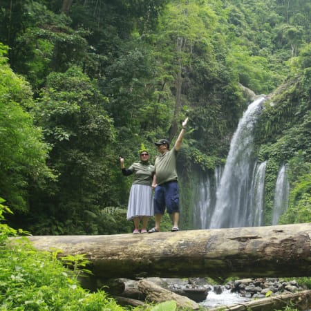 1-Day North Lombok Waterfall Trek with Bukit Selong Views