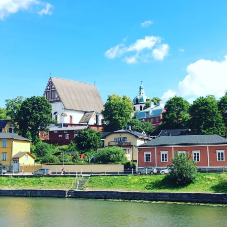 6-Hour Helsinki and Porvoo Sightseeing Tour with Medieval Old Town