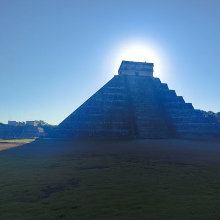 10-Hour Private Chichen Itza Tour with Cenote and Valladolid
