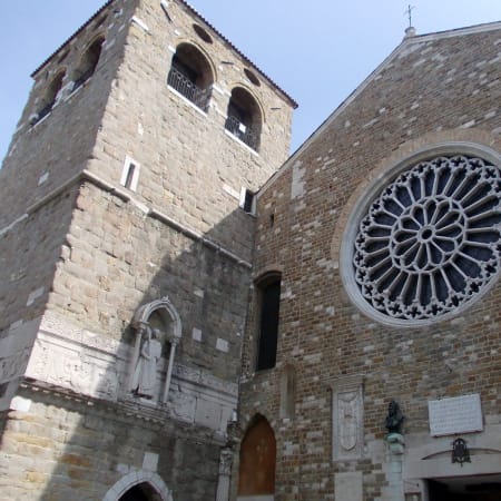 2-Hour Walking Tour of Trieste with San Giusto Hill and Cathedral