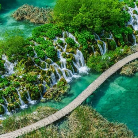 7-Day Private Croatia Tour from Dubrovnik to Zagreb via Plitvice Lakes