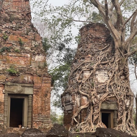 9-Hour Koh Ker and Beng Mealea Tour from Siem Reap