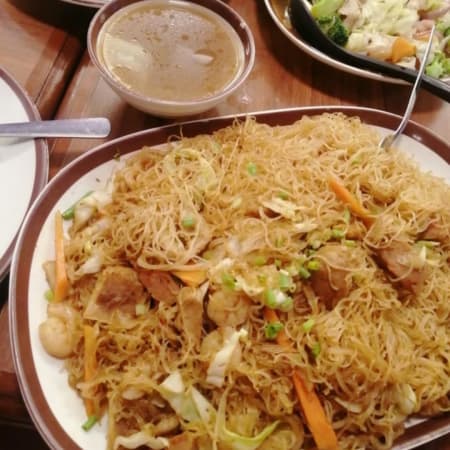 5-Hour Intramuros Heritage and Binondo Food Tour by Tuktuk