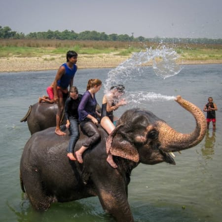 8-Day Nepal Golden Triangle Tour with Chitwan Safari and Nagarkot