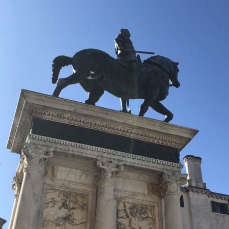 2-Hour Walking Tour of Venice from Rialto to Saint Mark's Basilica