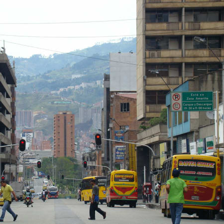 4-Day Medellín and Guatapé Tour with Silletera Farm and El Peñol
