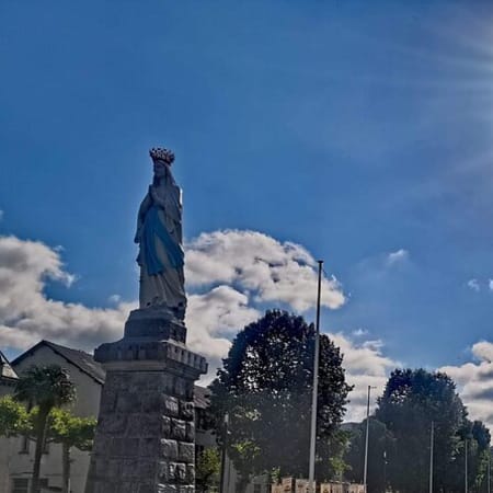 5-Hour Lourdes Tour Following the Life of Saint Bernadette
