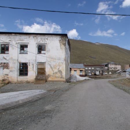 1-Day Soviet Heritage Tour in Almaty with Kosmostantsiya