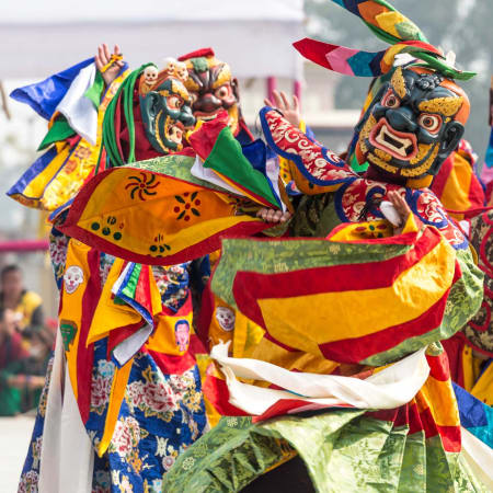 10-Day Nepal and Bhutan Luxury Tour with Tiger's Nest and Chitwan