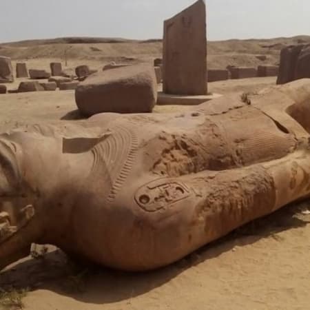 10-Hour Private Tanis and Suez Canal Tour from Cairo with Royal Tombs