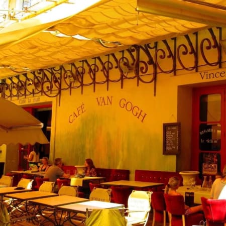 8-Hour Arles and Camargue Tour with Van Gogh and Flamingos