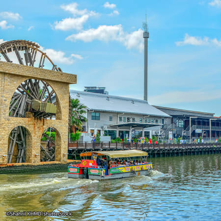 8-Hour Malacca Sightseeing Tour with Sacred Sites and Heritage Streets
