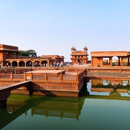 4-Hour Fatehpur Sikri Guided Tour from Agra with Private Transfers