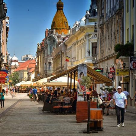 4-Hour Oradea Fortress and Palace Tour with Historic Landmarks