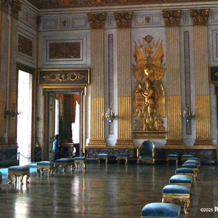 2-Hour Caserta Royal Palace Tour with Bourbon Royal Apartments
