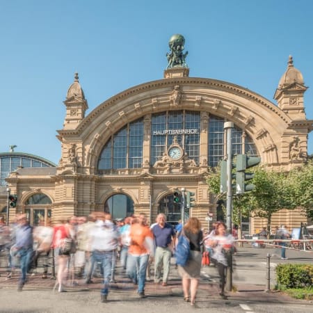 6-Hour Frankfurt City Tour with Cathedral, Römerberg and Eiserner Steg