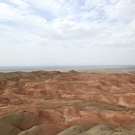 2-Day Almaty Desert Adventure with Singing Dune and Ak-Tau