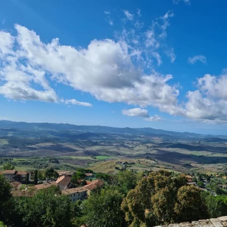 2-Hour Walking Tour of Volterra with Alabaster Craft Experience