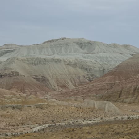 2-Day Almaty Desert Adventure with Singing Dune and Ak-Tau