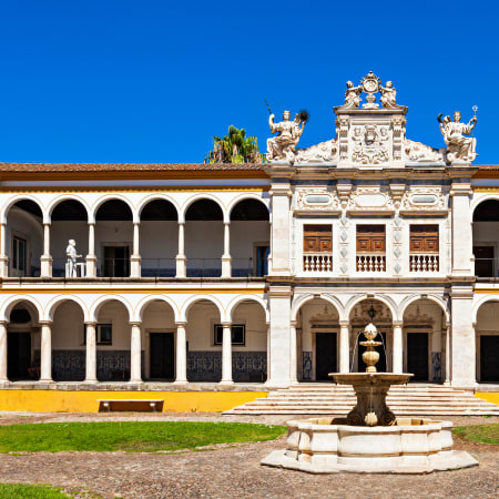 3-Hour Évora Walking Tour with Roman Temple and Chapel of Bones