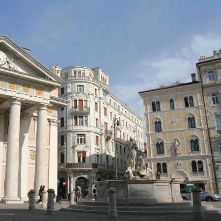 2-Hour Trieste Walking Tour with San Giusto and Roman Theatre