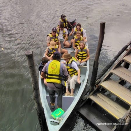 60 Menit Tur Mangrove dan Kunang-Kunang Bintan dengan Makan Laut