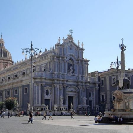 4-Hour Catania Sightseeing Tour through Markets and Baroque Streets