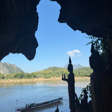 5-Day Laos Tour by High-Speed Train through Vientiane to Luang Prabang