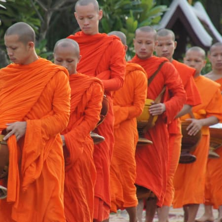 4-Day Laos Tour of Vientiane and Luang Prabang with Mekong Cruise