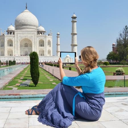 8-Day Golden Triangle Tour with Khajuraho and Varanasi