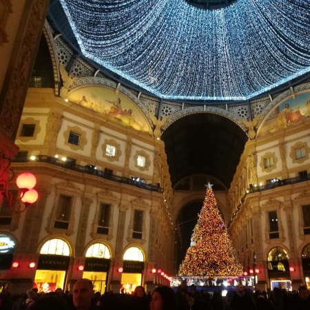 3-Hour Milan Walking Tour through the Fashion District and Design Shops