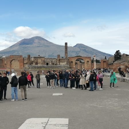 2-Hour Pompeii Walking Tour with Archaeological Guide and Forum Views
