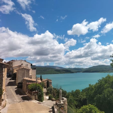 7-Hour Gorges du Verdon Boat Ride with Picnic and Lavender Fields