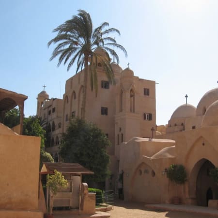 8-Hour Wadi El-Natrun Monasteries Tour with Egyptologist Guide