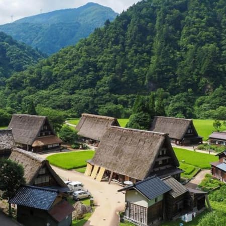 10-Hour Takayama and Shirakawa-go Tour from Nagoya Station