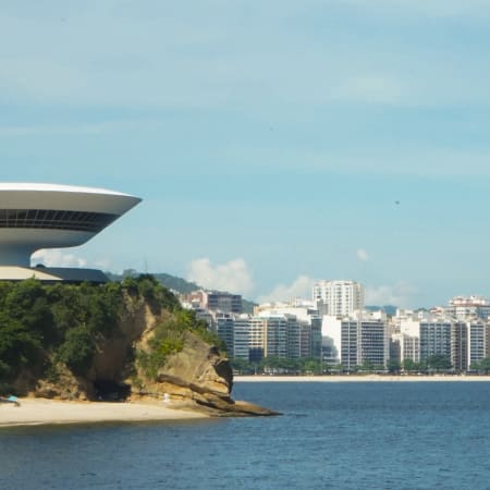 6-Hour Rio de Janeiro and Niterói Tour with Niemeyer Way and MAC