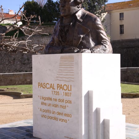 3-Hour Ajaccio Walking Tour on Napoleon's Footsteps and Corsican Life