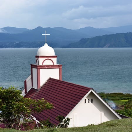 3-Day Lake Toba and Samosir Island Tour from Medan