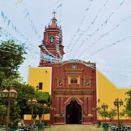 3-Hour Cholula Food Tour with the Great Pyramid and Local Tastings