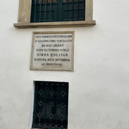 2-Hour Bogotá Armed Conflict Walking Tour with Local Insights